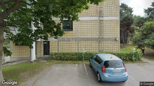 Apartments for rent in Helsinki Läntinen - Photo from Google Street View