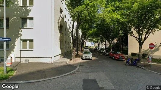 Apartments for rent in Wien Simmering - Photo from Google Street View
