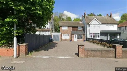 Apartments for rent in Coulsdon - Surrey - Photo from Google Street View