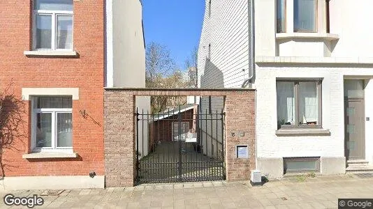 Apartments for rent in Brussels Oudergem - Photo from Google Street View