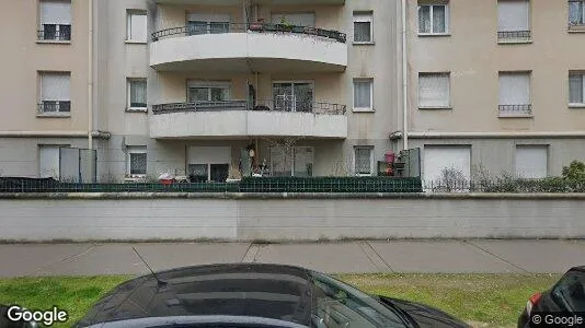 Apartments for rent in Pontoise - Photo from Google Street View