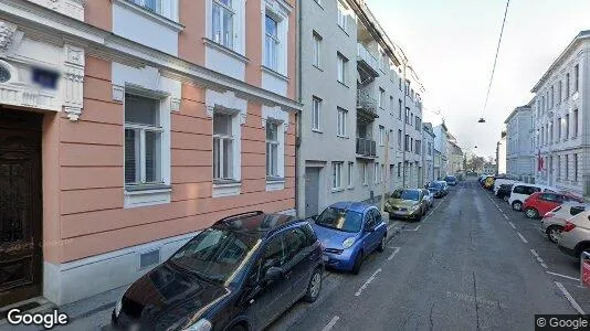 Apartments for rent in Vienna Döbling - Photo from Google Street View