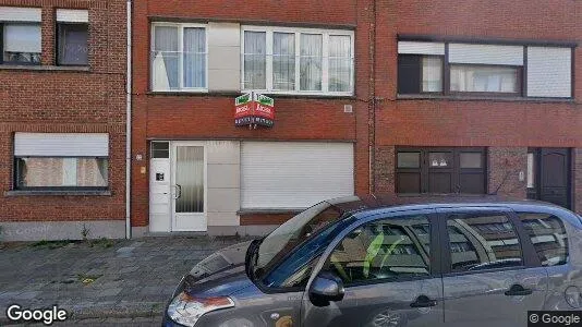 Apartments for rent in Niel - Photo from Google Street View