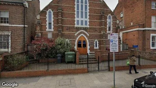 Apartments for rent in Reading - Berkshire - Photo from Google Street View