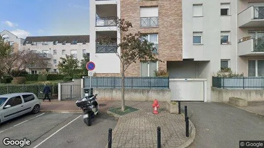 Apartments for rent in Évry - Photo from Google Street View