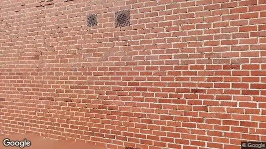 Apartments for rent in Waterloo - Photo from Google Street View