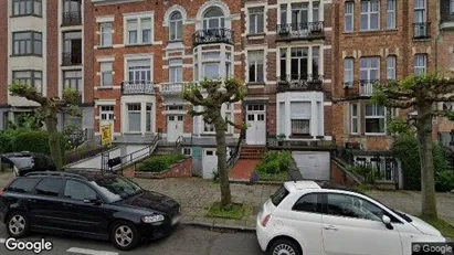 Apartments for rent in Brussels Schaarbeek - Photo from Google Street View