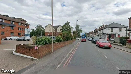 Apartments for rent in Reading - Berkshire - Photo from Google Street View