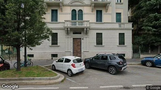 Rooms for rent in Milano Zona 2 - Stazione Centrale, Gorla, Turro, Greco, Crescenzago - Photo from Google Street View
