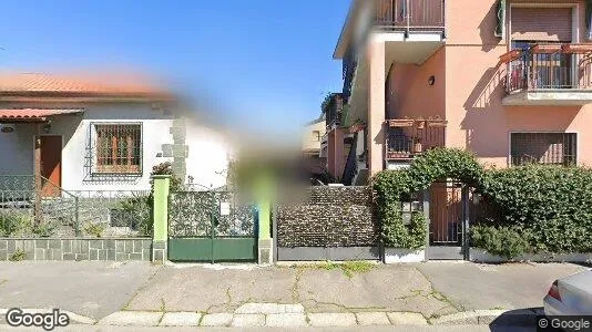 Rooms for rent in Milano Zona 8 - Fiera, Gallaratese, Quarto Oggiaro - Photo from Google Street View