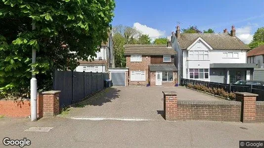Apartments for rent in Coulsdon - Surrey - Photo from Google Street View