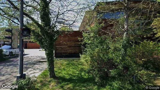 Apartments for rent in Munich Thalkirchen-Obersendling-Forstenried-Fürstenried-Solln - Photo from Google Street View