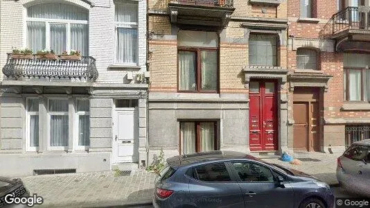 Apartments for rent in Brussels Schaarbeek - Photo from Google Street View