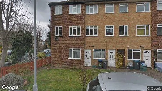 Apartments for rent in Chessington - Surrey - Photo from Google Street View