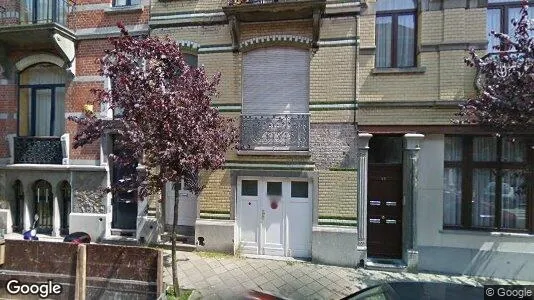 Apartments for rent in Brussels Elsene - Photo from Google Street View