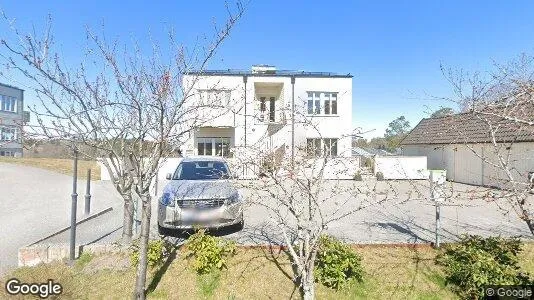 Apartments for rent in Nacka - Photo from Google Street View