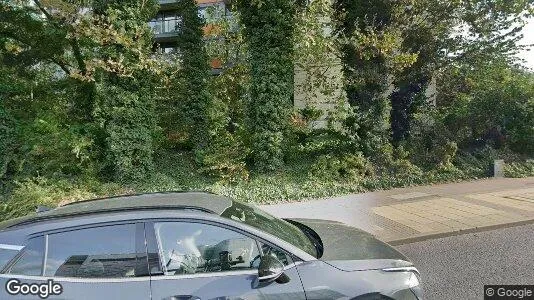 Apartments for rent in Edgware - Middlesex - Photo from Google Street View
