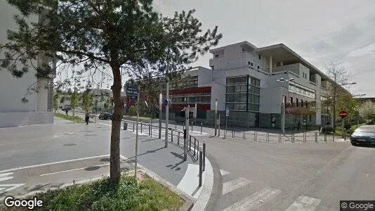 Apartments for rent in Nanterre - Photo from Google Street View