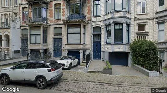 Apartments for rent in Brussels Ukkel - Photo from Google Street View