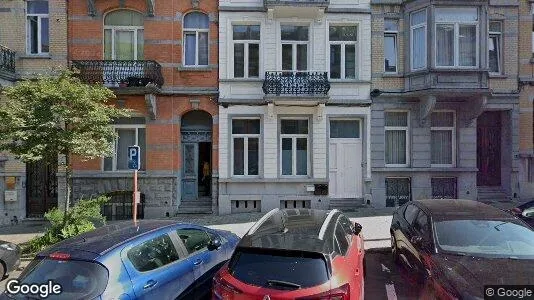 Apartments for rent in Brussels Schaarbeek - Photo from Google Street View