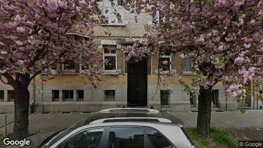 Apartments for rent in Brussels Schaarbeek - Photo from Google Street View