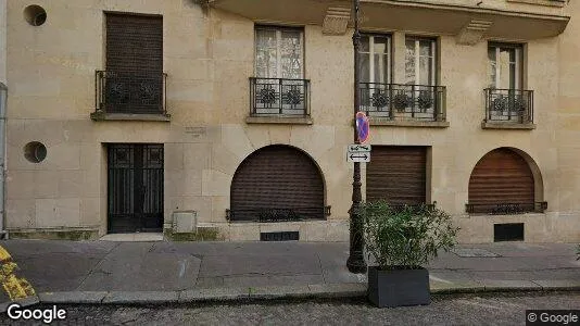 Apartments for rent in Paris 16ème arrondissement (South) - Photo from Google Street View