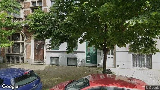 Apartments for rent in Brussels Schaarbeek - Photo from Google Street View