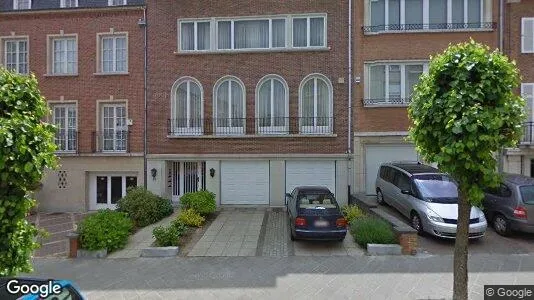 Apartments for rent in Brussels Elsene - Photo from Google Street View