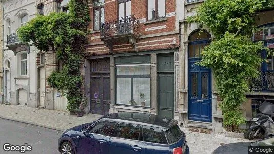 Apartments for rent in Brussels Schaarbeek - Photo from Google Street View