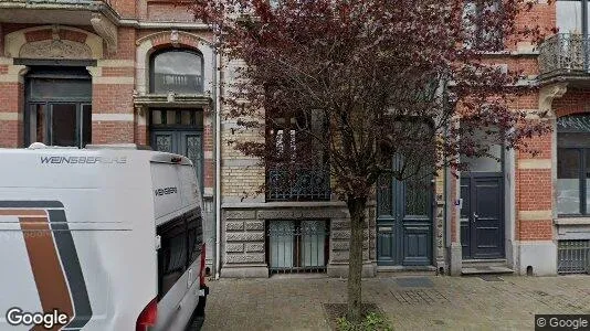 Apartments for rent in Brussels Elsene - Photo from Google Street View
