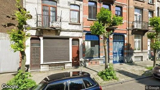 Apartments for rent in Brussels Schaarbeek - Photo from Google Street View