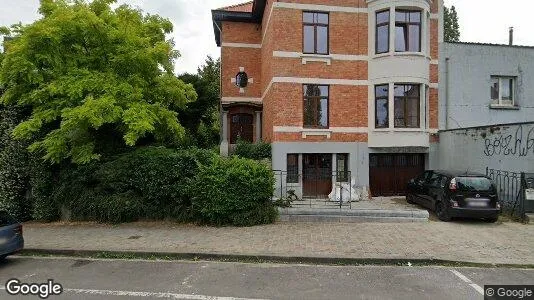 Apartments for rent in Brussels Elsene - Photo from Google Street View
