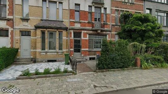 Apartments for rent in Antwerp Berchem - Photo from Google Street View