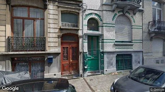Apartments for rent in Brussels Schaarbeek - Photo from Google Street View