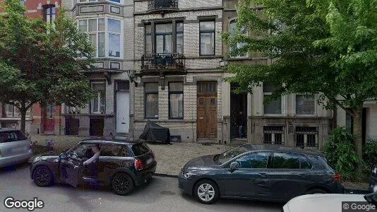 Apartments for rent in Brussels Schaarbeek - Photo from Google Street View