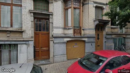 Apartments for rent in Brussels Elsene - Photo from Google Street View