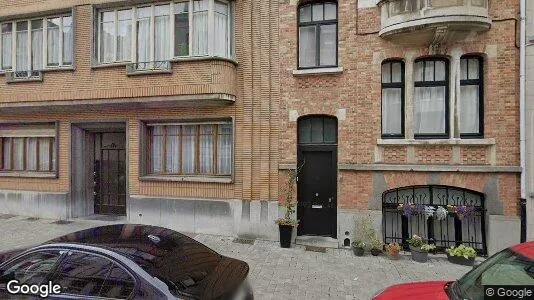 Apartments for rent in Brussels Schaarbeek - Photo from Google Street View