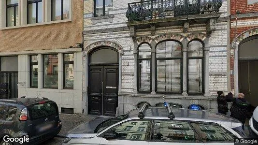 Apartments for rent in Brussels Elsene - Photo from Google Street View