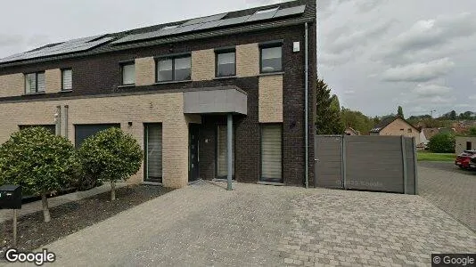 Apartments for rent in Manage - Photo from Google Street View