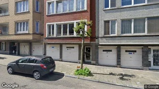 Apartments for rent in Brussels Schaarbeek - Photo from Google Street View