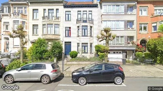 Apartments for rent in Brussels Schaarbeek - Photo from Google Street View