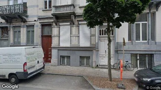 Apartments for rent in Brussels Elsene - Photo from Google Street View