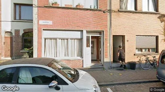 Apartments for rent in Antwerp Berchem - Photo from Google Street View