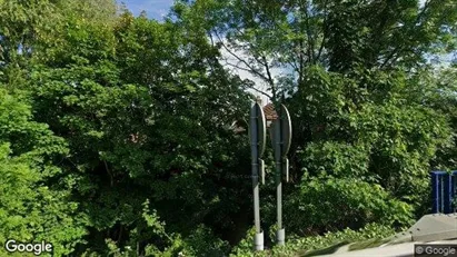 Apartments for rent in Senlis - Photo from Google Street View