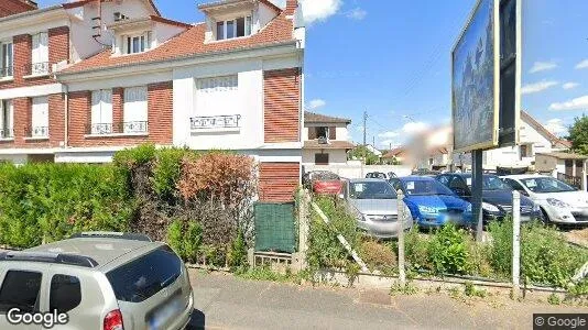 Apartments for rent in Palaiseau - Photo from Google Street View