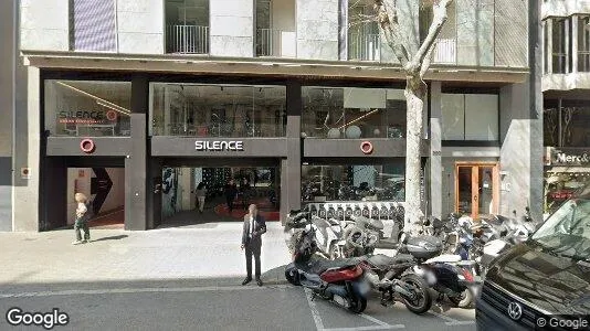 Apartments for rent in Barcelona Gràcia - Photo from Google Street View