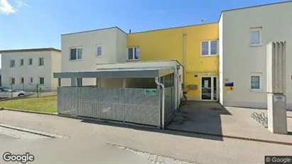 Apartments for rent in Seefeld-Kadolz - Photo from Google Street View