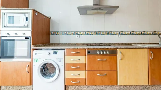 Rooms in Valencia Extramurs - photo 9