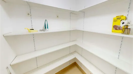 Rooms in Paris 19ème arrondissement - photo 9