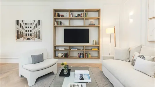 Apartments in Madrid Centro - photo 5